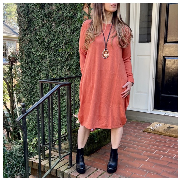 Paris Beautiful Soft Knit Bubble Side picket Midi Dress - Picture 5 of 9